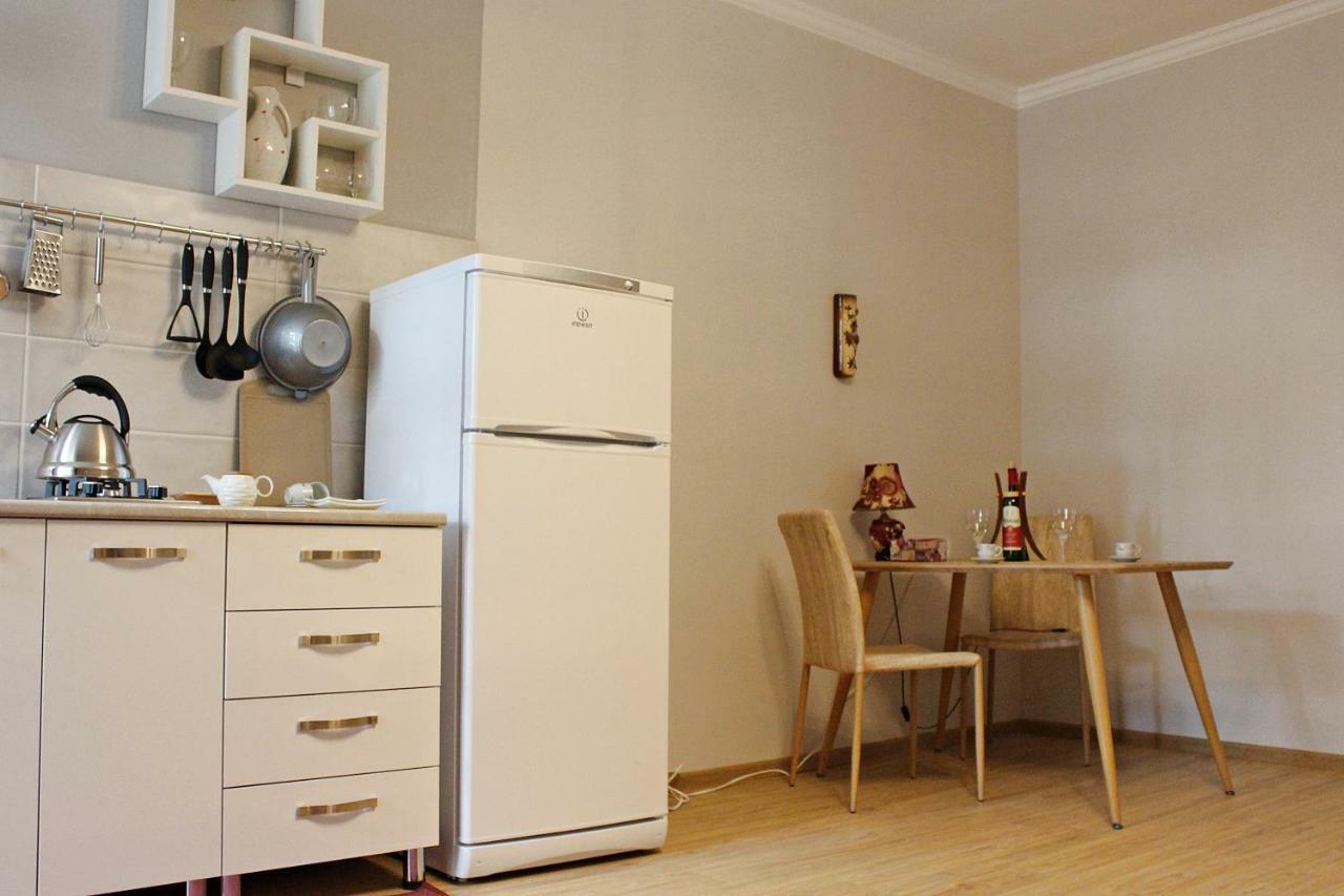 Kacharava Apartments Tbilisi Buitenkant foto